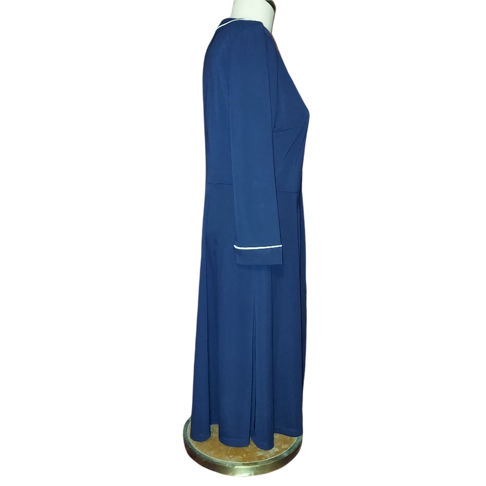 Talbott Dress - Picture 4 of 9